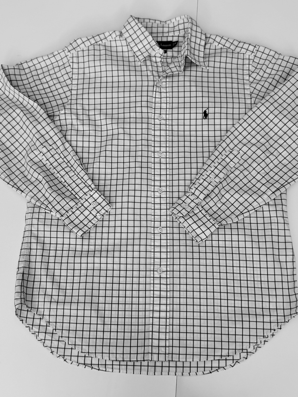 Ralph Lauren White Button-Down Shirt with Blue Grid. Classic Fit Size M